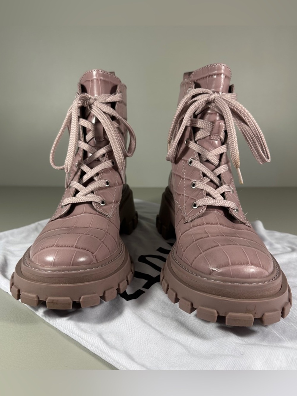 Schutz Orly Croc Print Lug Sole Lilac Combat Shiny Leather Boots - Picture 3 of 10